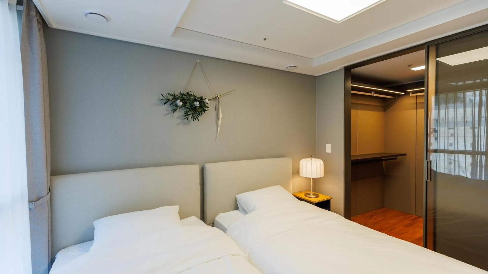 Wecostay Gangnam Seoul 0*,  South Korea